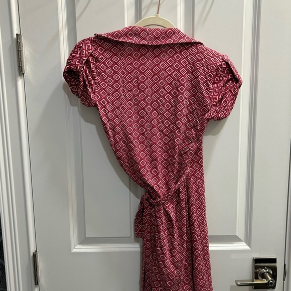 Diane Von Furstenberg Jilda Wrap Silk Dress Magenta Size 2 - Picture 8 of 9